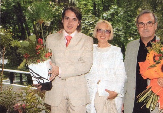 Инна Чурикова с сыном Иваном и мужем